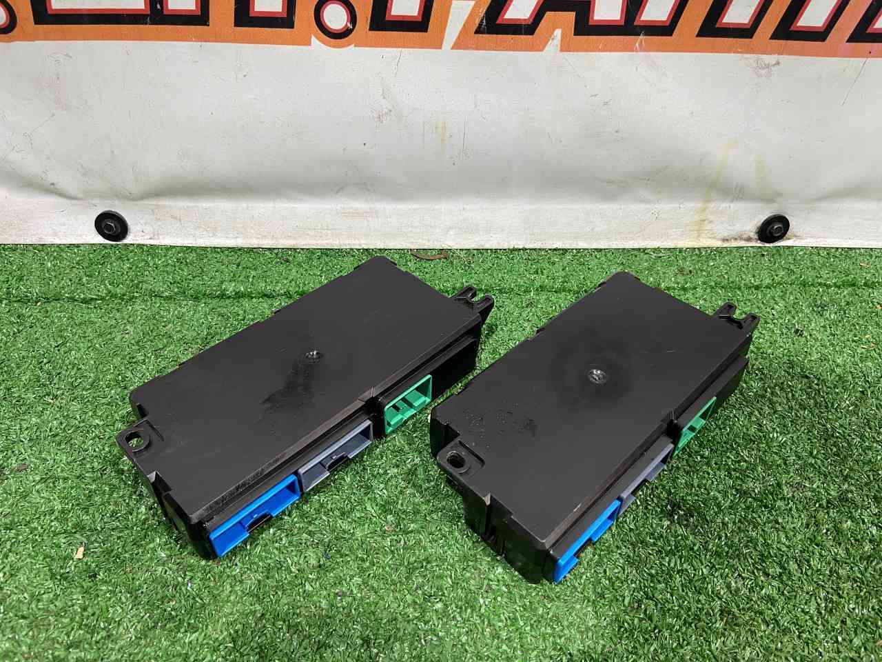 C2D46803 Front Seat Control Unit MID Jaguar XF X260 (2015-) Used cost 160 € in stock 1 pcs.