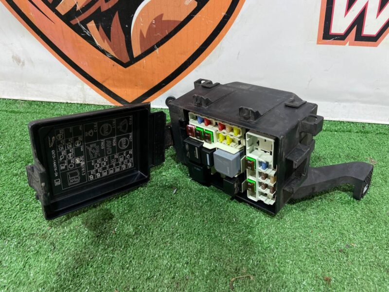 GX7314A076DB Used JAGUAR I-PACE fuse box - Image 12