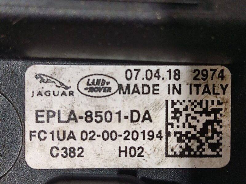 J9C5560 Electric water pump Jaguar F-Pace X761 (2017-) Used - Image 13