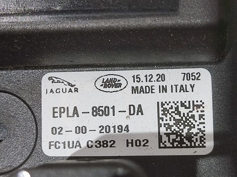 J9C5560 Electric water pump Jaguar F-Pace X761 (2017-) Used - Image 17