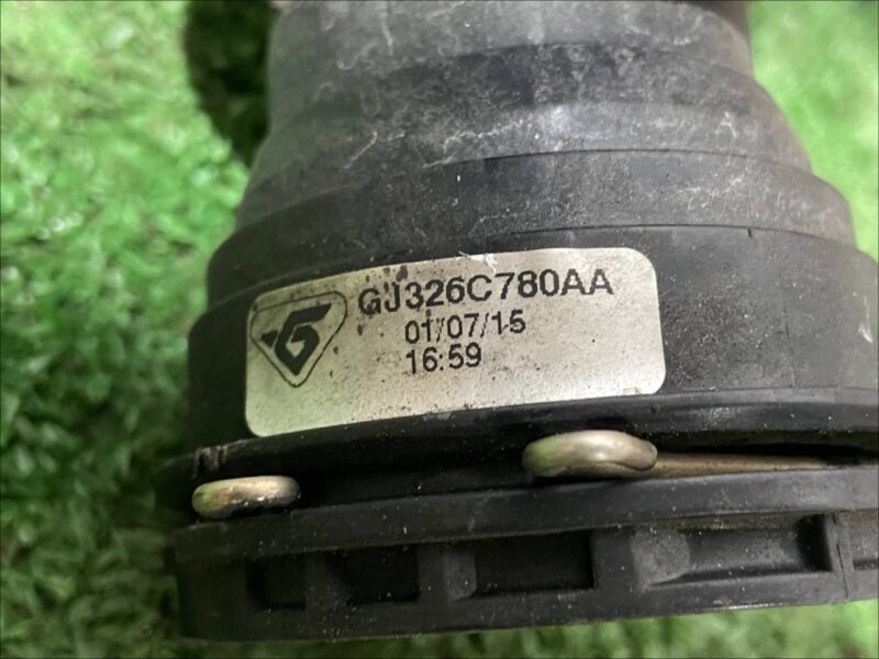 J9C7413 Intercooler Hose Jaguar E-Pace X540 (2017-) Used cost 80 € in stock 2 pcs.