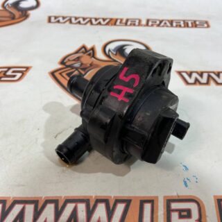 J9D1109 Electric pump front right Jaguar I-Pace (2018-) used cost 85,27 € in stock 6 pcs.