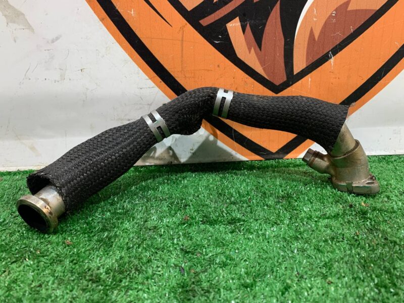 JDE37464 Exhaust pipe for throttle 3.0TD Jaguar F-Pace X761 used cost 40 € in stock 1 pcs.