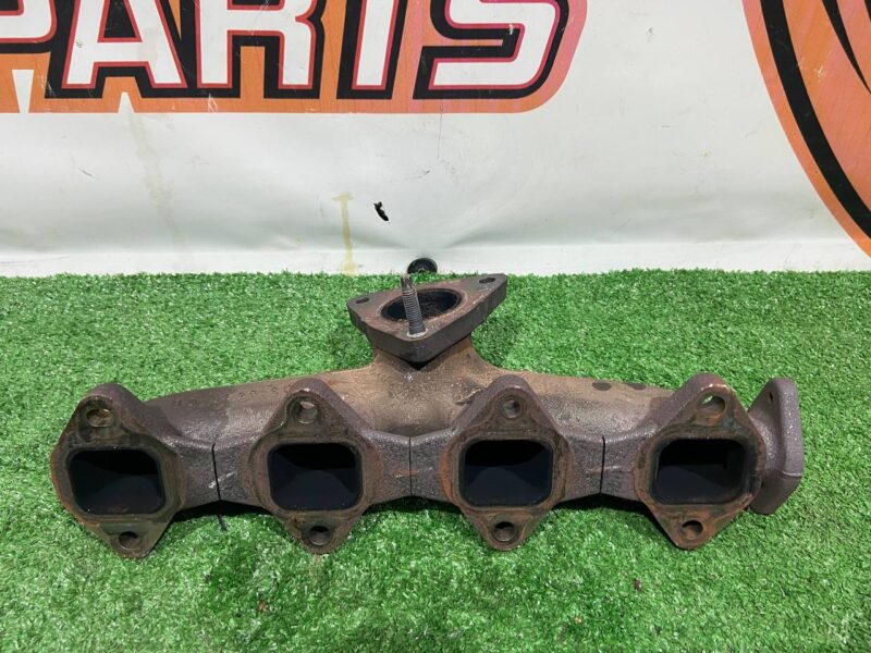 JDE39711 Exhaust manifold 2.0TD JAGUAR F-PACE Used cost 150 € in stock 2 pcs.
