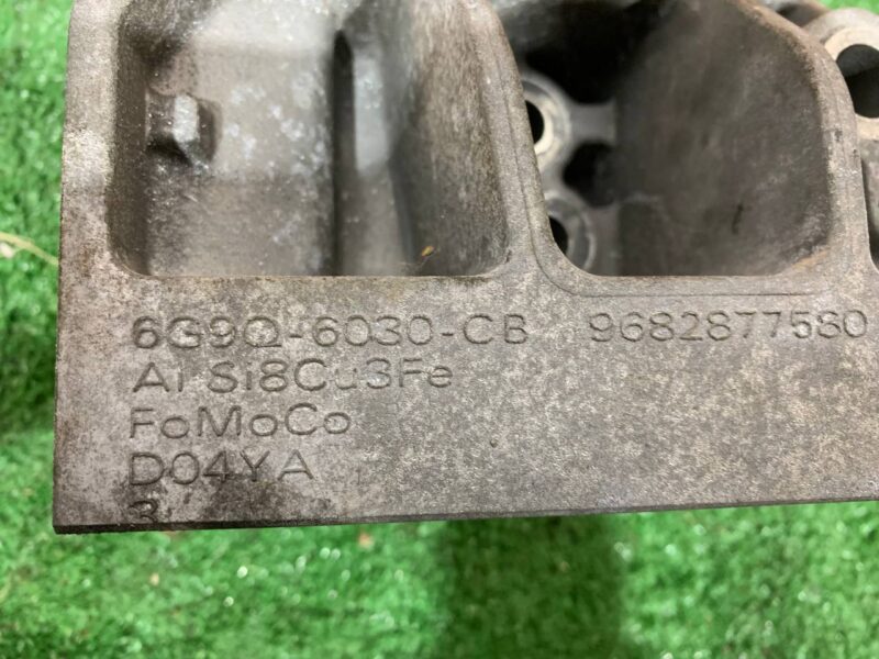 LR001216 Engine Mounting bracket 2.2 TDCI Right RANGE ROVER EVOQUE L538 2011-2018 Used cost 27 € in stock 1 pcs.