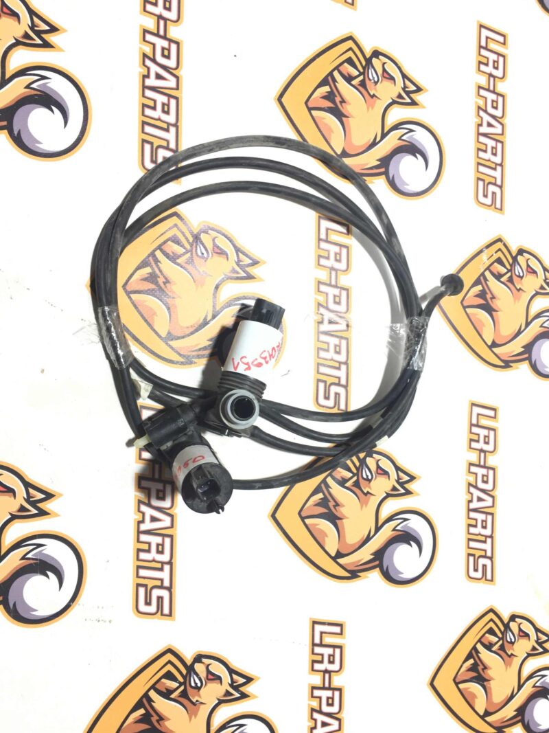 LR013950 Washer tank motor (headlight washer) Range Rover Evoque L538 (2012-2018) Used cost 15 € in stock 2 pcs.