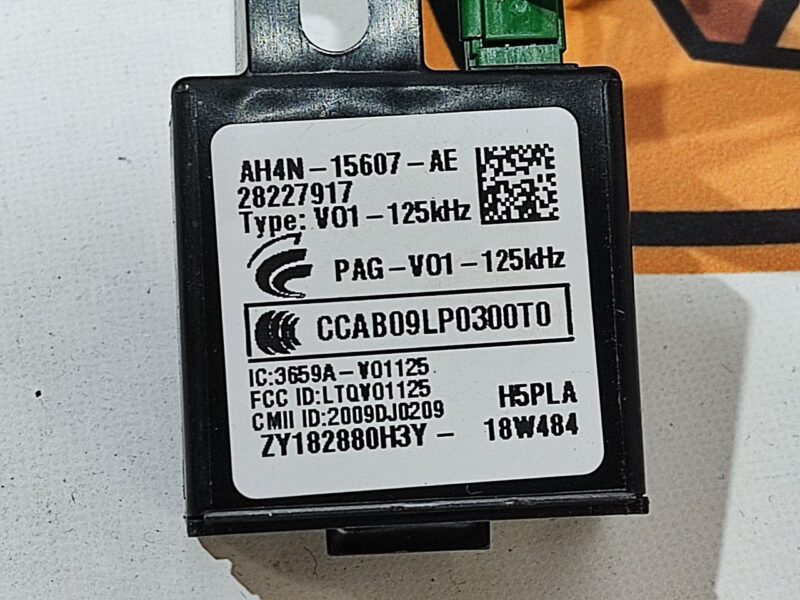 LR020114 Control unit transceiver Range Rover Evoque L538 2011-2018 Used cost 5 € in stock 5 pcs.