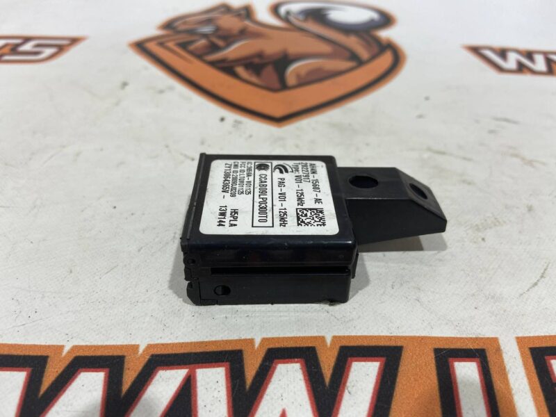 LR020114 Control unit transceiver Range Rover Evoque L538 2011-2018 Used cost 5 € in stock 5 pcs.