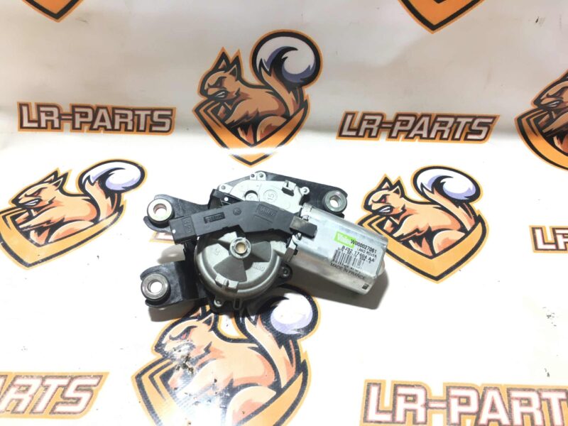 LR024226 Rear windshield wiper motor Range Rover Evoque L538 (2012-2018) Used cost 86,67 € in stock 2 pcs.