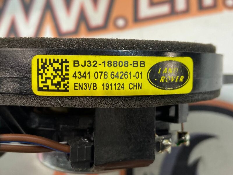 LR025876 Middle Range Door Speaker for Range Rover Sport L494 (2014-2022) Used cost 20 € in stock 8 pcs.
