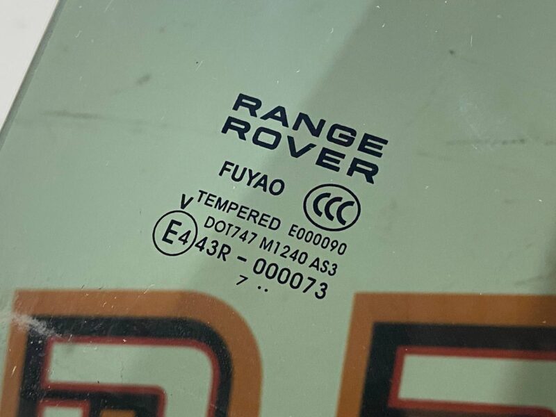 LR026714 Rear right door glass for Range Rover Evoque L538 (2012-2018) Used"" cost 80 € in stock 1 pcs.