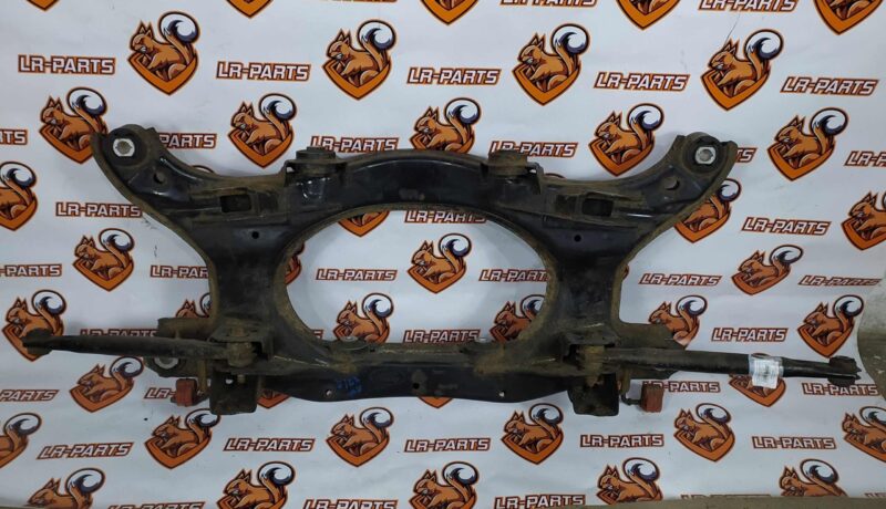 LR096550 Rear suspension beam RANGE ROVER EVOQUE L538 2011-2018 Used cost 100 € in stock 3 pcs.