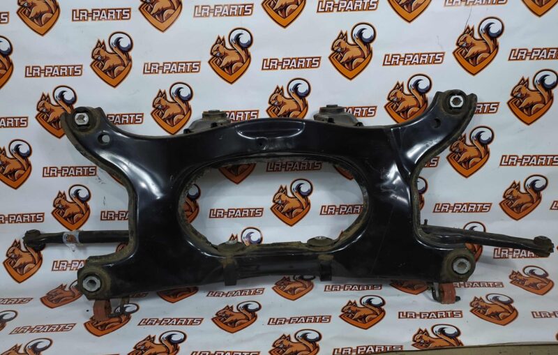 LR096550 Rear suspension beam RANGE ROVER EVOQUE L538 2011-2018 Used cost 100 € in stock 3 pcs.