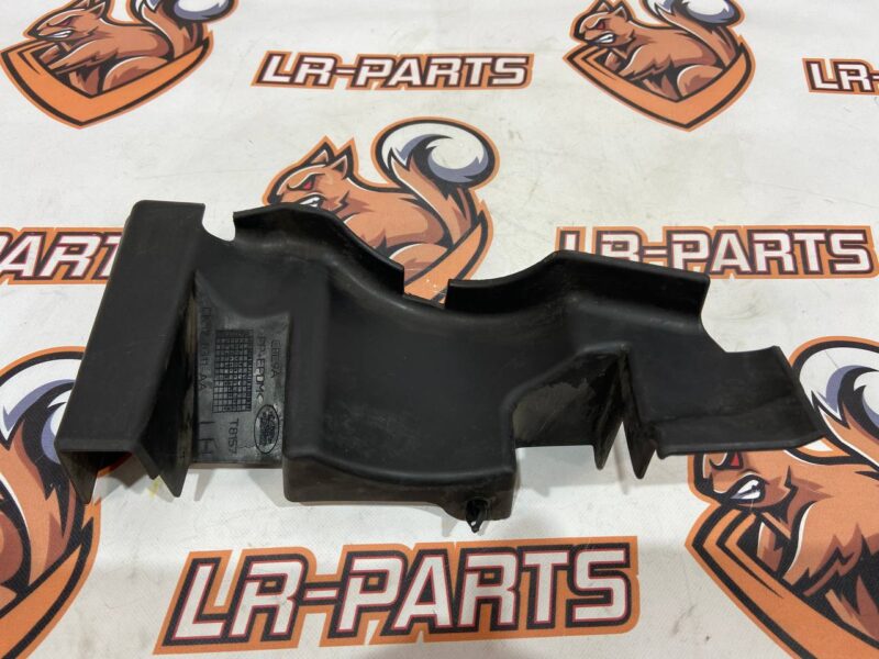 LR033400 Front bumper deflector left RANGE ROVER (L405) 2013- Used cost 10 € in stock 4 pcs.