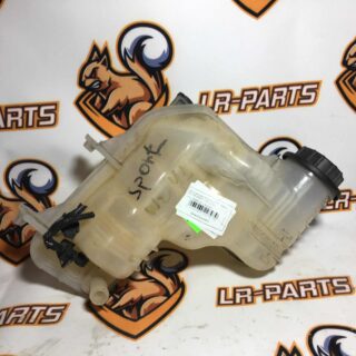 LR034654 Expansion tank Range Rover Sport L494 2013-2022 Used cost 16 € in stock 2 pcs.