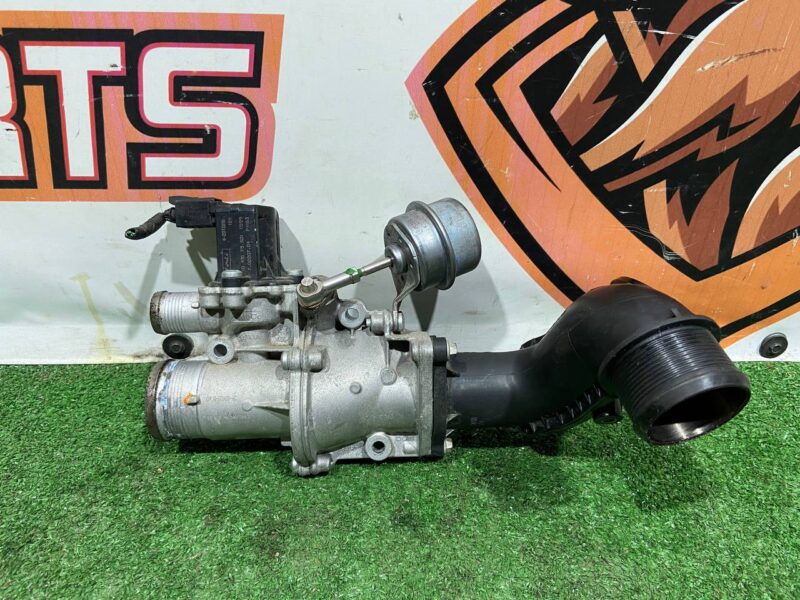 LR035450 Compressed Air Recirculation Valve Assy Range Rover L405 (2013-2021) Used cost 150 € in stock 7 pcs.