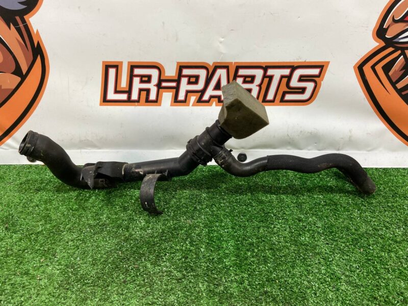 LR035627 Cooling pipe 3.0D Range Rover Sport L494 (2014-2022) Used cost 15 € in stock 3 pcs.