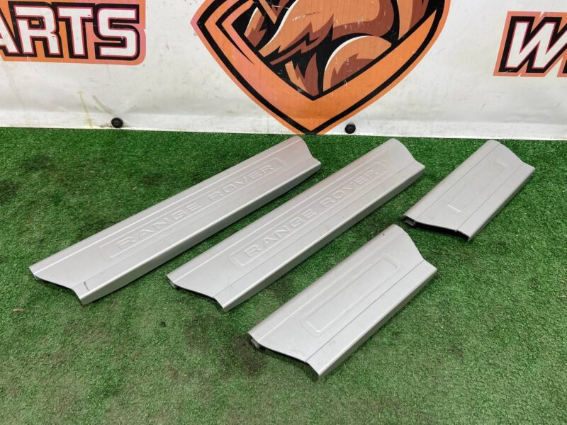 LR035836KIT Sill kit Range Rover L405 (2013-2021) used cost 90 € in stock 1 pcs.