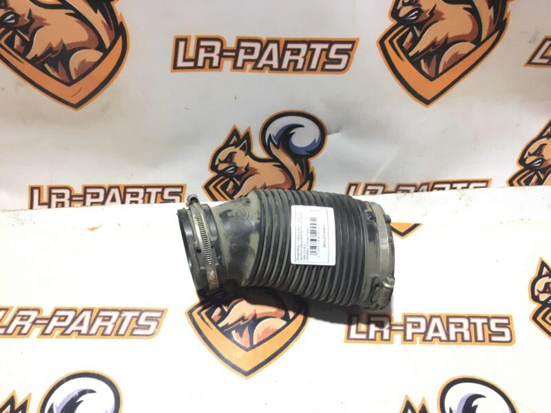 LR036433 Air duct to throttle body right Range Rover Sport L494 (2014-2022) USED cost 60 € in stock 1 pcs.