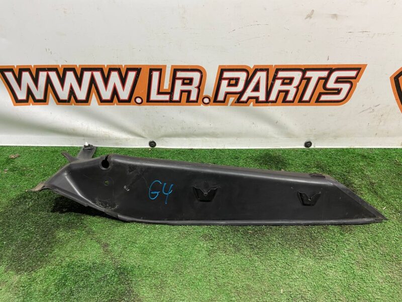 LR036737 Trunk door trim panel right Range Rover L405 (2013-2021) Used cost 15 € in stock 7 pcs.