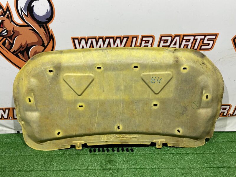 LR037857 Hood noise insulation Range Rover L405 (2013-2021) Used cost 100 € in stock 2 pcs.