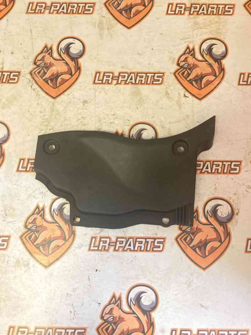 LR038083 Plastic cover under the hood left RANGE ROVER SPORT L494 13- Used cost 25 € in stock 2 pcs.