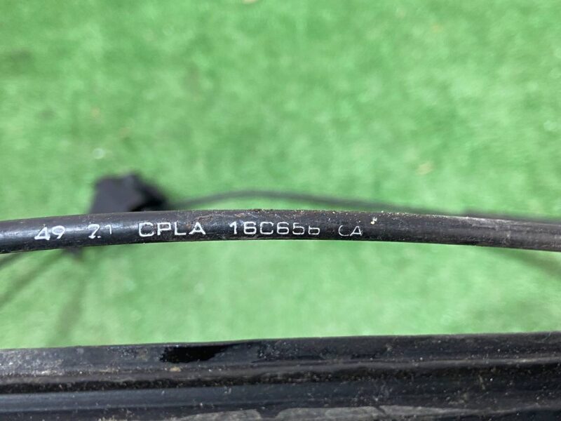 LR038195 Range Rover Sport L494 Hood Cable (2014-2022) Used cost 15 € in stock 12 pcs.