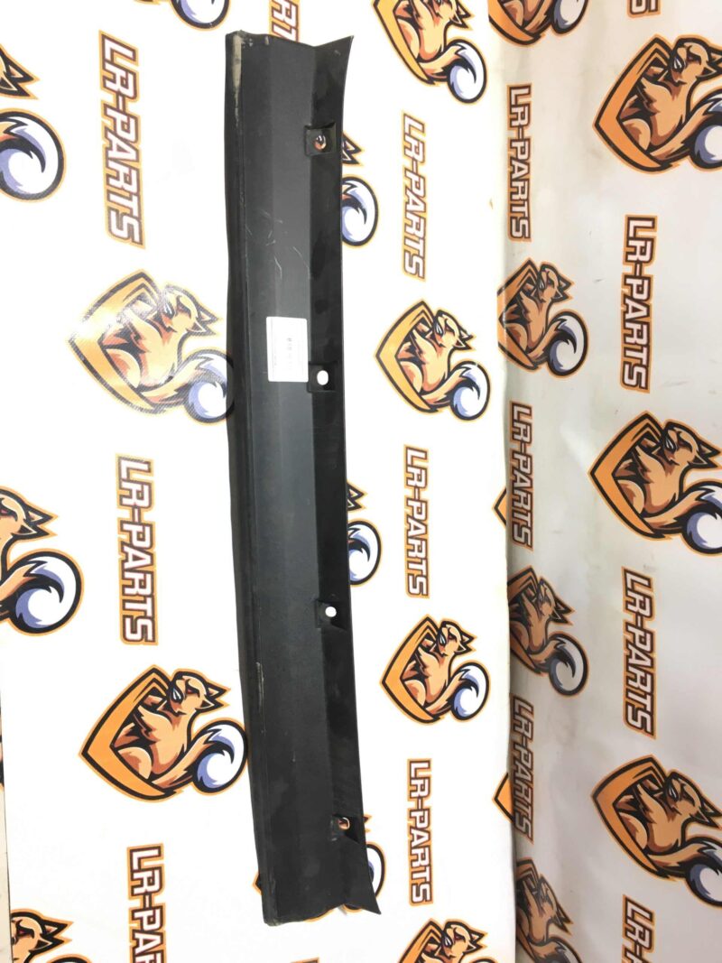 LR039107 Cover of the upper section of the luggage compartment of the RANGE ROVER EVOQUE L538 2011-2018 Used cost 16 € in stock 4 pcs.