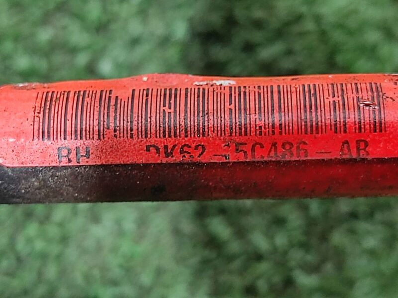 LR166065 Stabilizer bar rear right Range Rover Sport L494 (2014-2022) Used cost 10 € in stock 3 pcs.