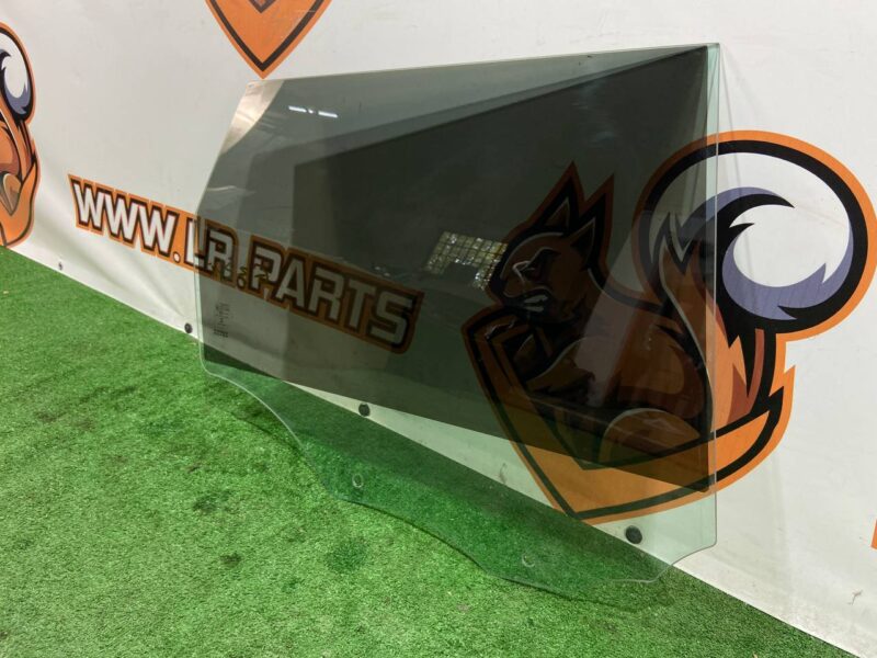 LR043951 Rear right door glass Range Rover Sport L494 (2014-2022) Used cost 100 € in stock 9 pcs.