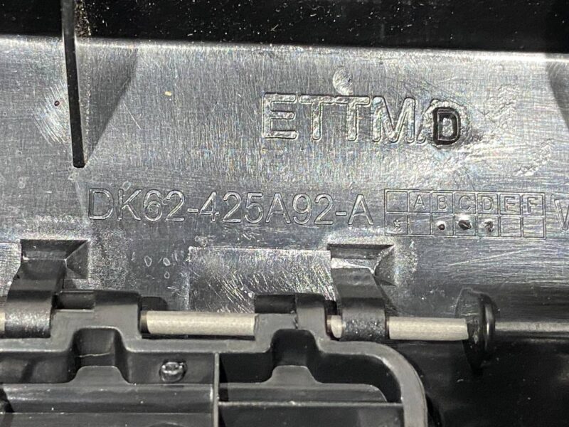 LR044743 Boot lid sill trim Range Rover Sport L494 (2014-2022) Used cost 40 € in stock 3 pcs.