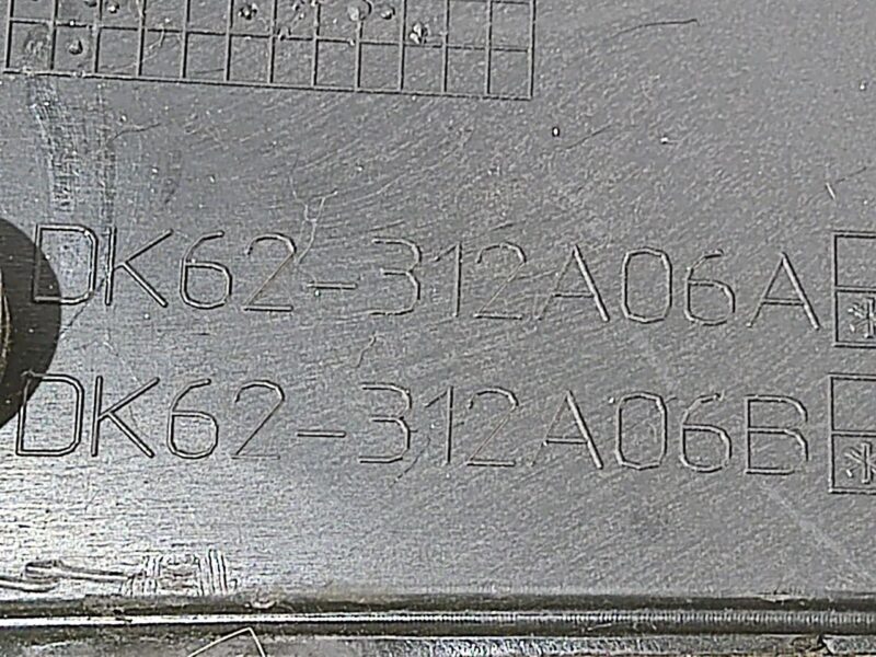 LR044814 Rear corner panel of the body RANGE ROVER SPORT L494 13- Used cost 25 € in stock 1 pcs.