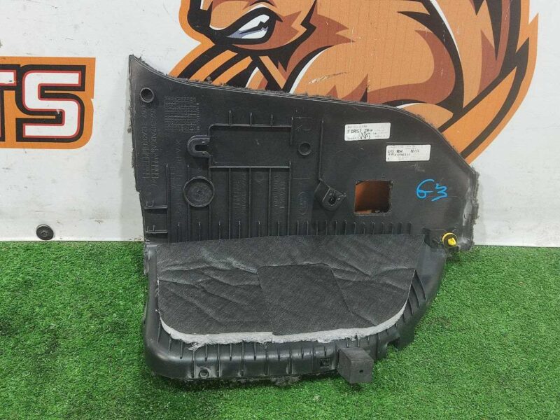 LR044814 Rear corner panel of the body RANGE ROVER SPORT L494 13- Used cost 25 € in stock 1 pcs.