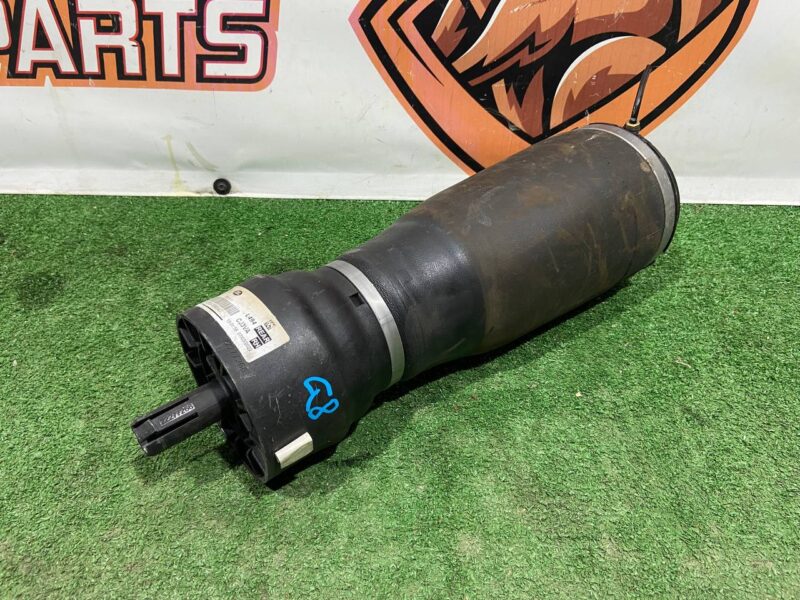 LR044853 Airbag rear right Range Rover Sport L494 (2014-2022) Used - Image 15
