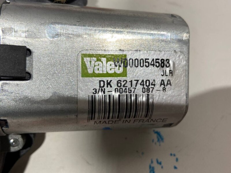 LR044884 wiper motor Range Rover Sport L494 Used cost 65 € in stock 6 pcs.