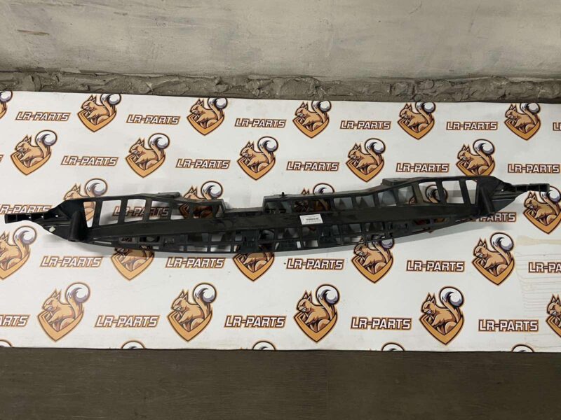 LR045180 Rear Bumper Mounting Bracket Range Rover Sport L494 (2014-2022) Used cost 80 € in stock 9 pcs.