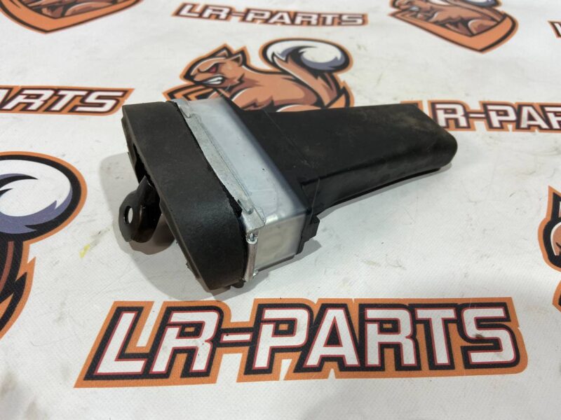 LR045540 Door limiter in front of Range Rover Sport L494 (2014-2022) Used cost 10 € in stock 2 pcs.