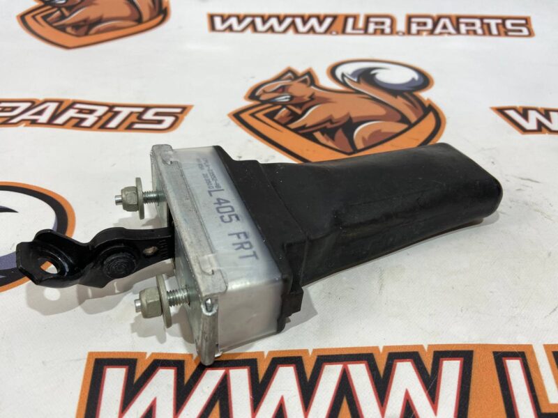 LR045540 Door limiter in front of Range Rover Sport L494 (2014-2022) Used - Image 12