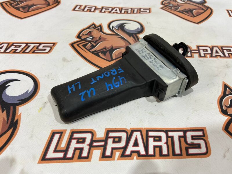 LR045540 Door limiter in front of Range Rover Sport L494 (2014-2022) Used cost 10 € in stock 2 pcs.