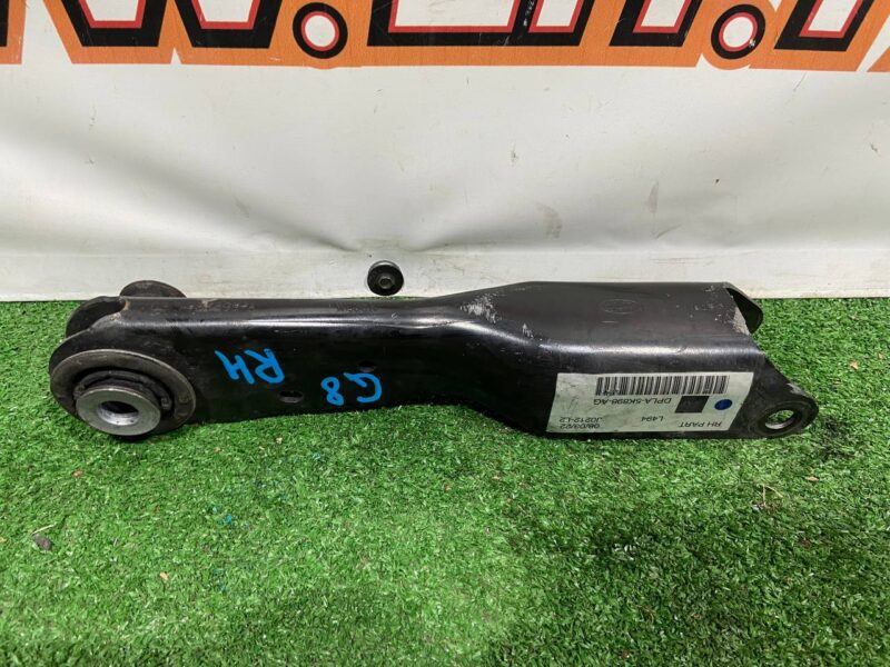 LR048090 Arm rear lower front Range Rover Sport L494 (2014-2022) Used cost 20 € in stock 4 pcs.