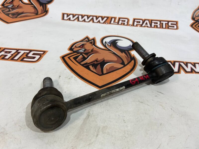 LR048092 Rear right stabilizer bar Land Rover Discovery 5 L462 (2017-) used cost 22,22 € in stock 4 pcs.