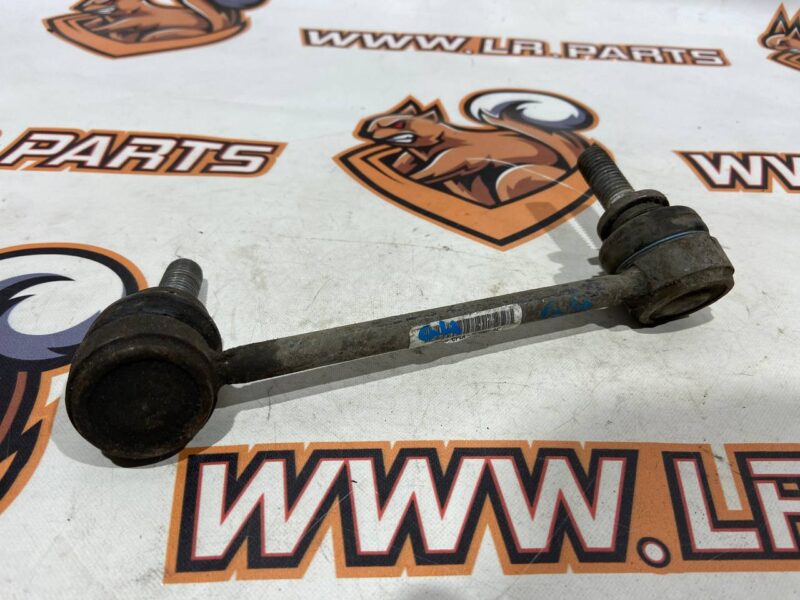 LR048092 Rear right stabilizer bar Land Rover Discovery 5 L462 (2017-) used cost 22,22 € in stock 4 pcs.