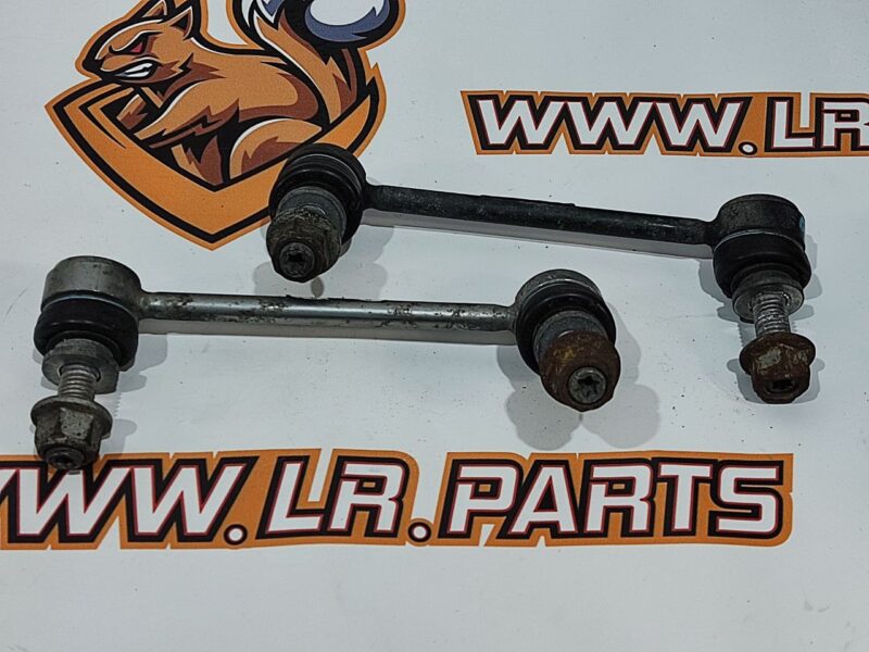LR048093 Rear left stabilizer bar Land Rover Discovery 5 L462 (2017-) used cost 22,22 € in stock 3 pcs.