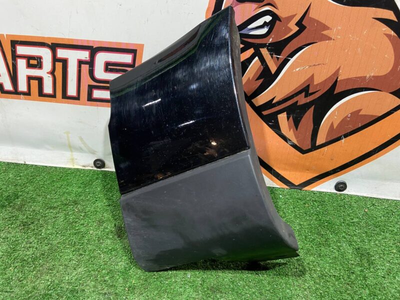 LR048271 Front right fender lining Range Rover L405 (2013-2021) Used cost 20 € in stock 3 pcs.