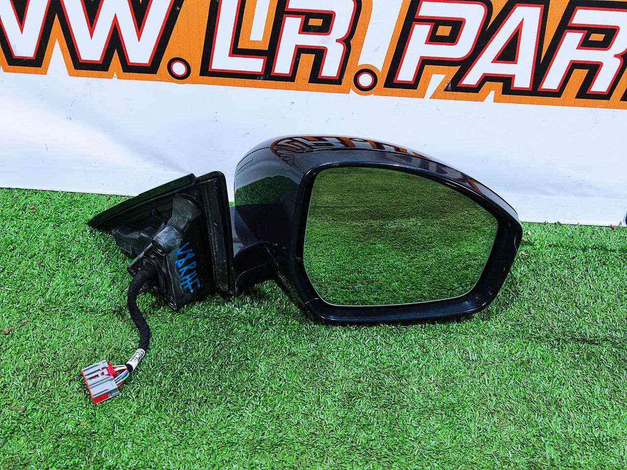LR048353 Right mirror cover Land Rover Discovery Sport L550 (2015-) Used - Image 14