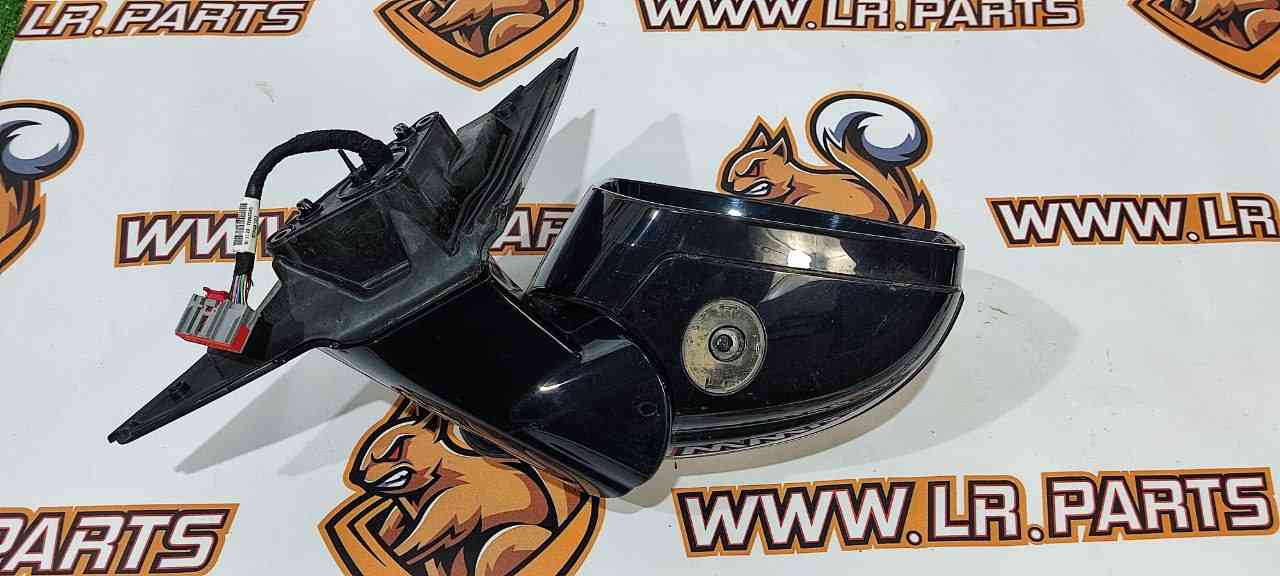 LR048353 Right mirror cover Land Rover Discovery Sport L550 (2015-) Used cost 42 € in stock 1 pcs.