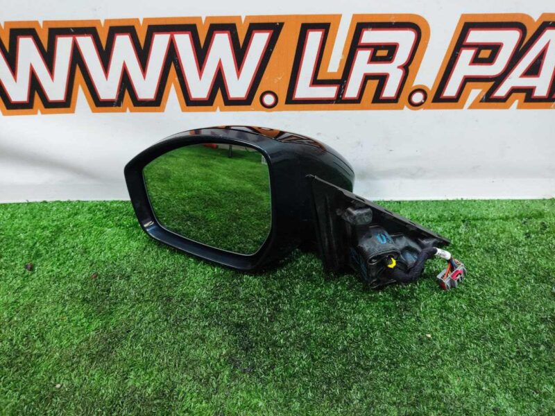 LR048354 Mirror plate left Land Rover Discovery Sport L550 (2015-) Used - Image 18