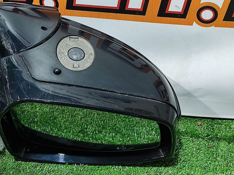 LR048354 Mirror plate left Land Rover Discovery Sport L550 (2015-) Used cost 40 € in stock 3 pcs.