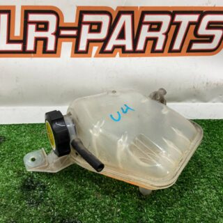 LR048900 Coolant tank of hybrid installation RANGE ROVER (L405) 2013- Used cost 37,07 € in stock 1 pcs.