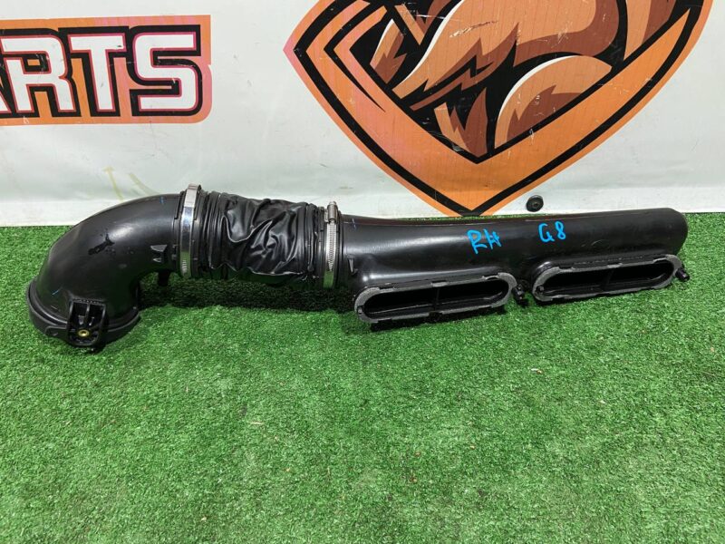LR049313 Exhaust air channel right Range Rover Sport L494 (2014-2022) used cost 80 € in stock 1 pcs.